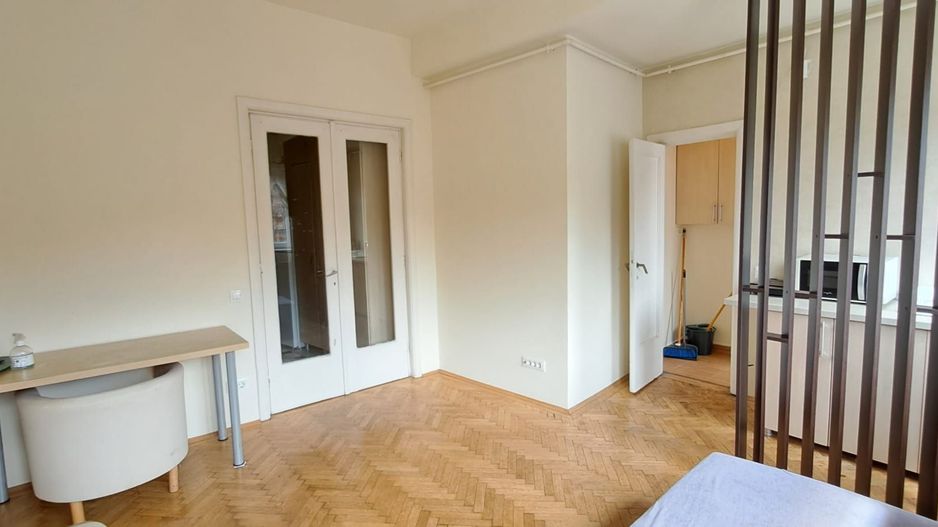 Universitate - Piata Rosetti, garsoniera, mobilata, utilata, centrala - Poză 3