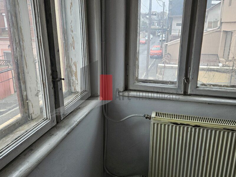 Casa "TEBO",  pozitie facila, perspectiva de renovare/dezvoltare - Poză 11