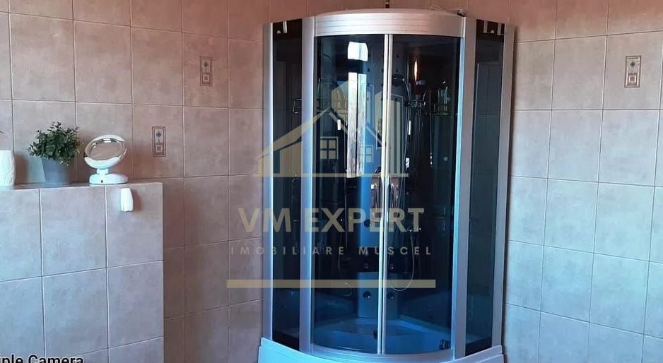 VILA 8 CAMERE, TEREN 1294 MP + 2712 MP PADURE, CAMPULUNG - Poză 11