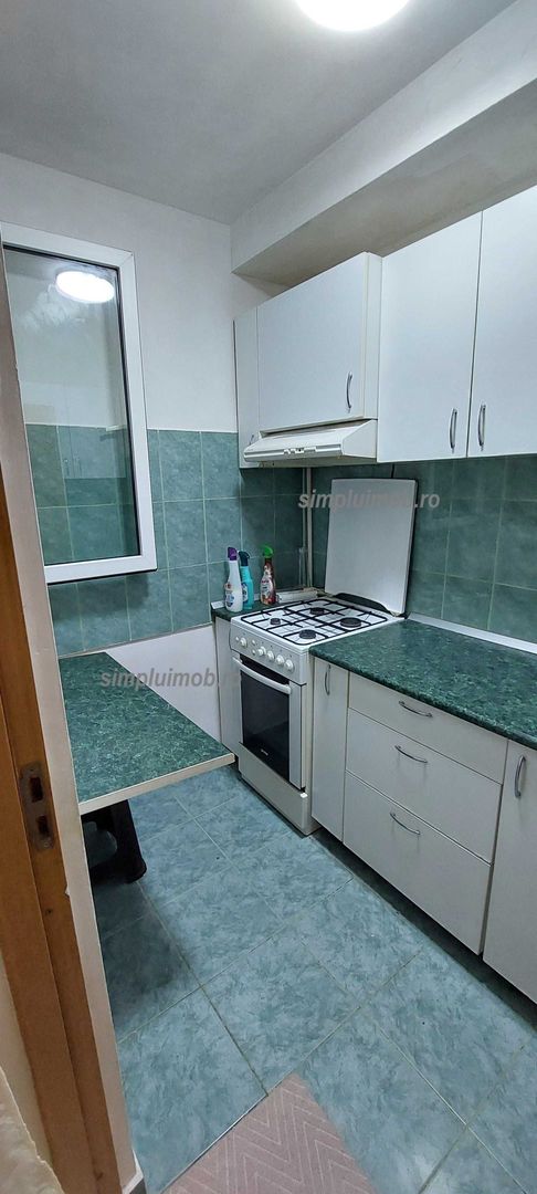 garsoniera 32mp renovata utilata  Titan metrou 10 minute - Poză 2