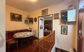 Casuta "bunicii" la 2 pasi de Calea Calarasilor - Poză 9