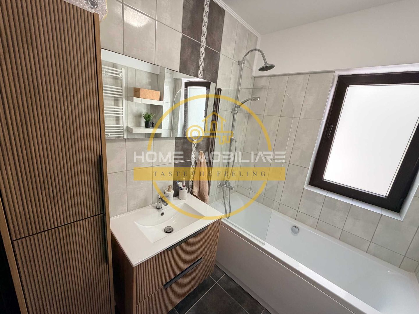 Apartament 3 camere, etaj 3/5 86mp // Valea Lupului - Rond Era - Poză 6