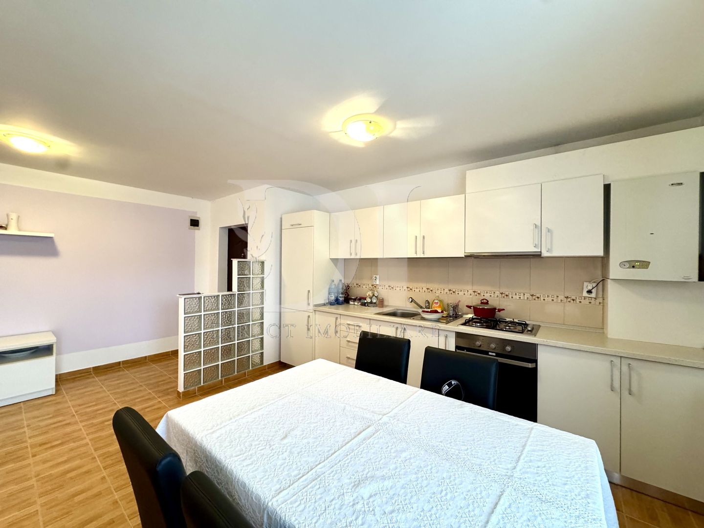 Apartament doua camere / Parcare / Zona Eroilor - Poză 2