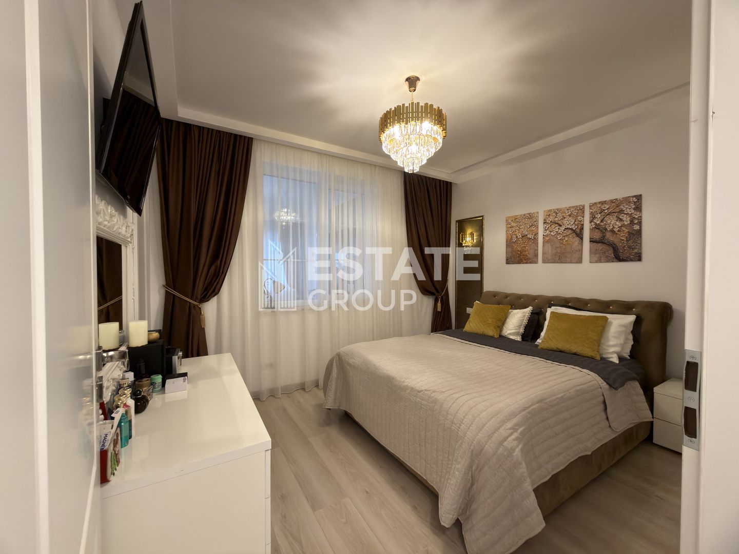 Casa individuala cu 5 camere in Dumbravita - Poză 1