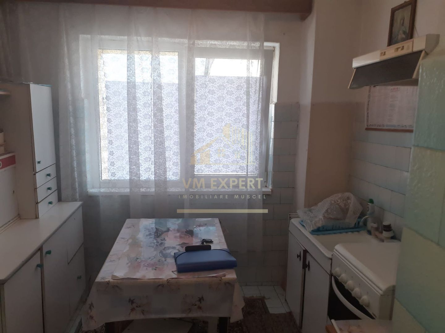 APARTAMENT 3 CAMERE, ETAJ 3, ZONA VISOI CAMPULUNG - Poză 8