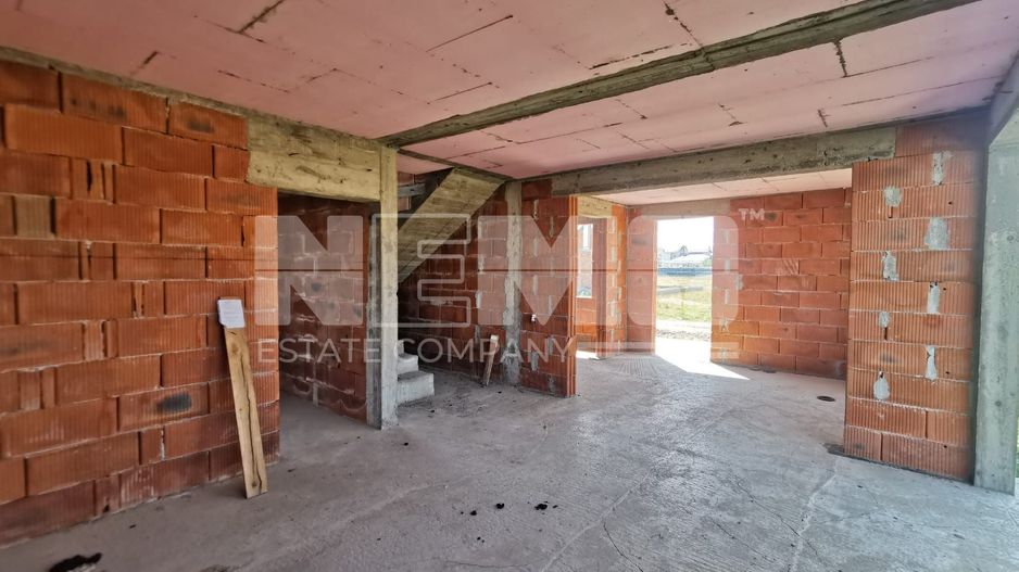 Casă la roșu | 144 mp utili + 7 ari teren | Frătăuții Vechi, Suceava - Poză 6