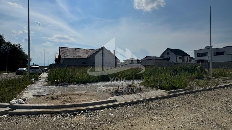 Teren intravilan- cu Proiect de constructie -Cartier Veterani Sibiu - Poză 2