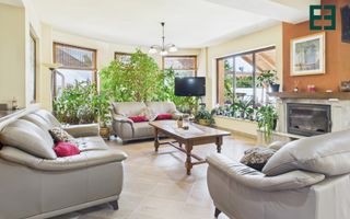 Vilă cu 6 camere - Zona Subcetate - Arad - Poză 4