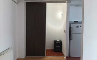 Apartament 1 cameră renovabil cu parcare inclusă în acte – Florești. - Poză 4