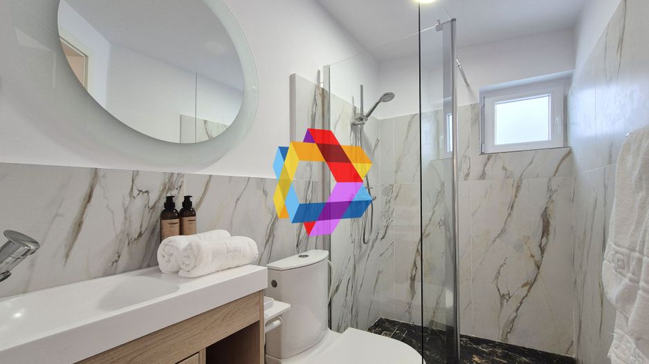 Casa de vânzare zona Centrală - 225 mp - Poză 17