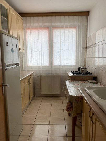 Apartament DECOMANDAT 2 camere GORJULUI - Poză 4