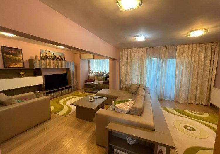 Apartament str. Argentina // Piata Victoriei - Poză 1