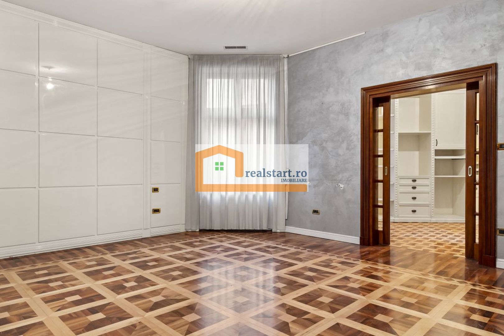 Centrul Vechi, rezidenta, aparthotel, cabinet, birou sau mixt - Poză 16