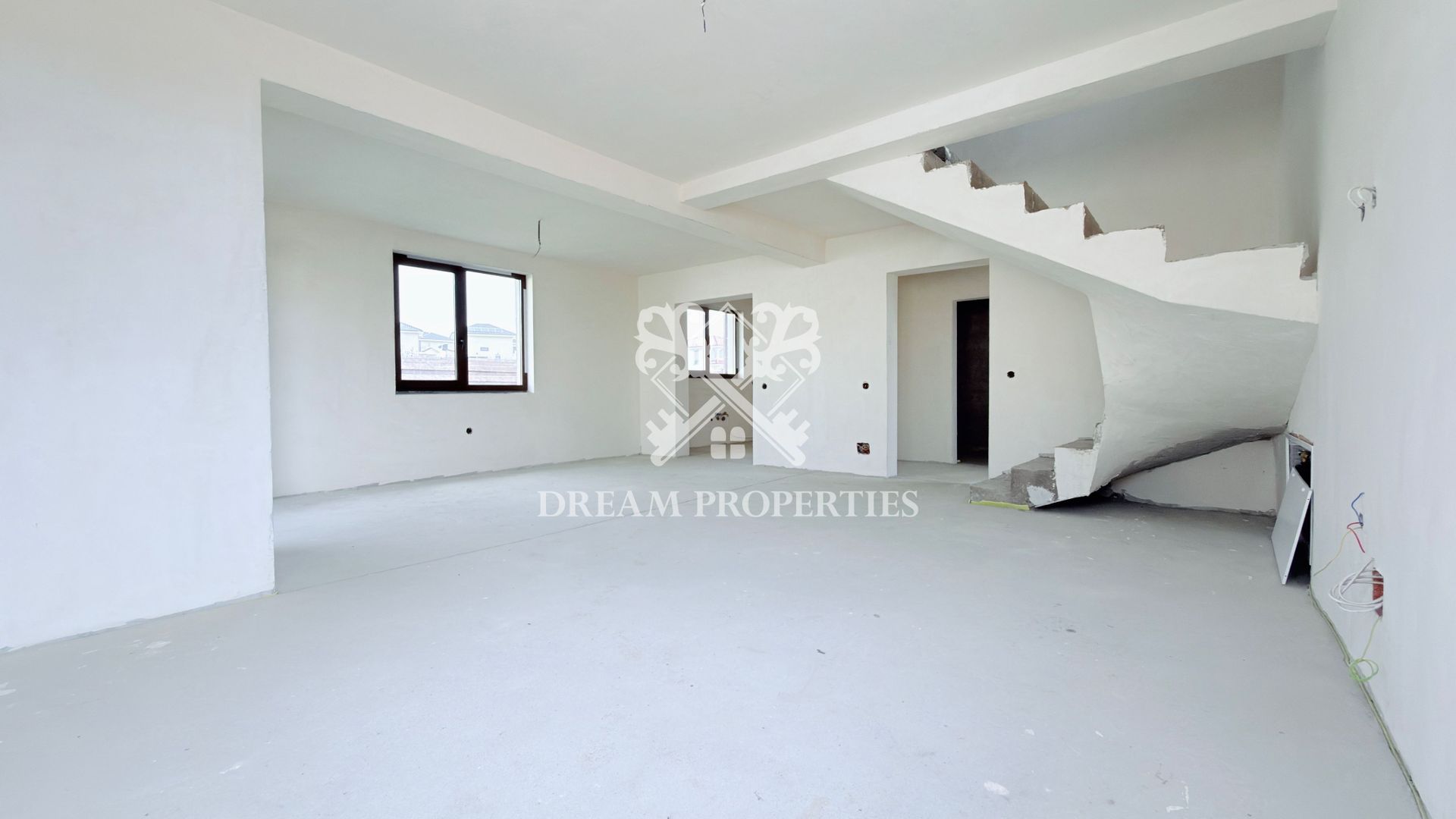 Casa de vanzare 120 mp, 4 camere,3 bai, teren 350 mp, DEZMIR - Poză 6