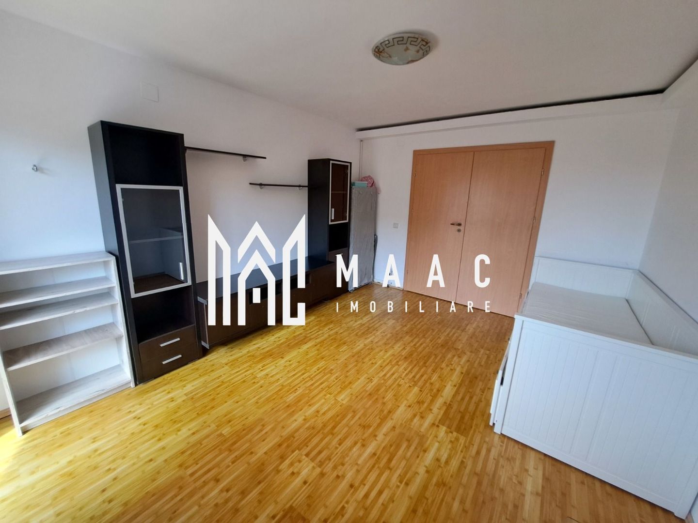 Apartament 2 camere | Etaj 2 | Balcoane | Parcare | Selimbar - Poză 2