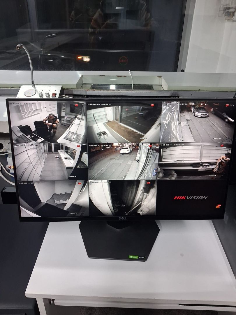 Spațiu comercial complet echipat - Poză 14