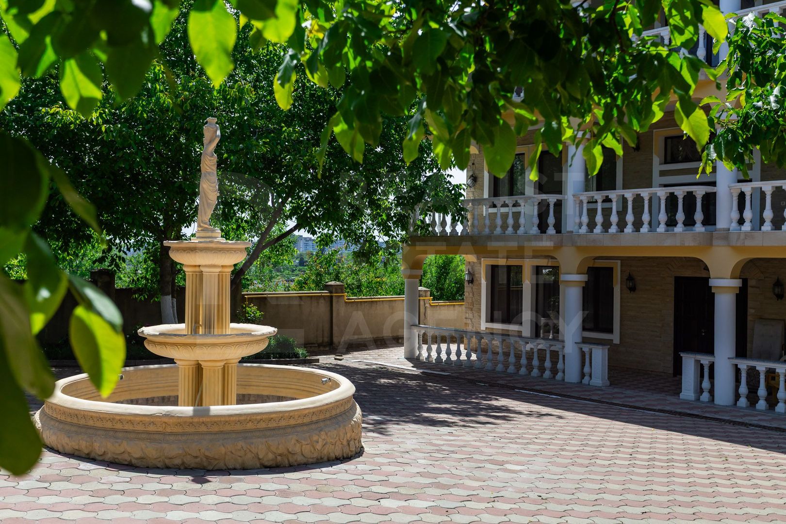 Casă în 4 nivele, amplasat pe strada Chicago, Stăuceni. - Poză 4