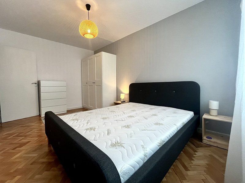 Apartament 3 camere, prima închiriere, elegant si primitor, in Circumvalațiunii - Poză 8