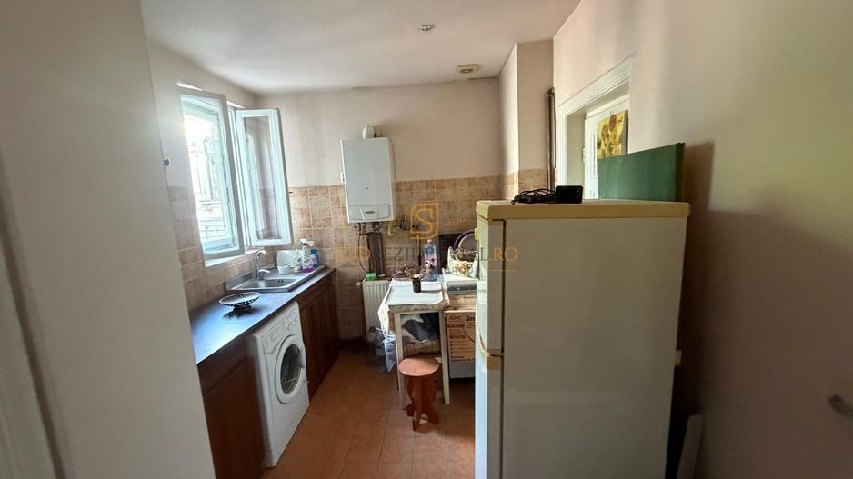 Apartament cu 4 camere în zona Universitate – proprietate cu istorie - Poză 9
