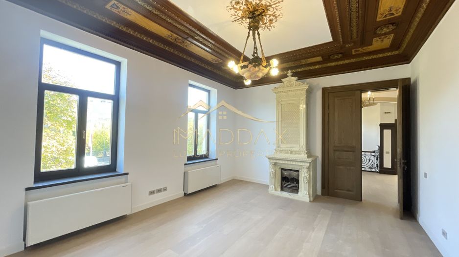 Masterpiece Heritage Villa***18 rooms//DOWNTOWN BUCHAREST - Poză 5