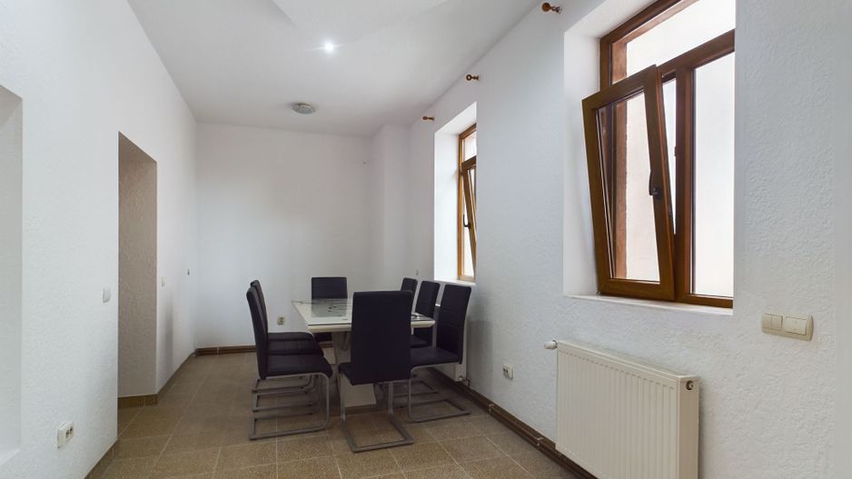 Casă Individuală Cărpiniș - Poză 10