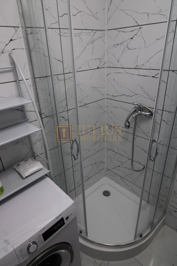la 3-5 minute de Spitalul Judetean, Complex, centrala proprie, renovat recent - Poză 3