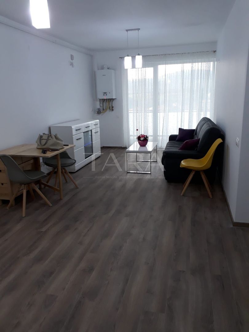 Apartament cu 2 camere, mobilat și utilat, zona Grand Hill Residence. - Poză 3