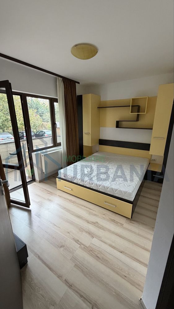 Apartament 3 camere la bloc tip vilă în Miroslava, strada principală - Poză 2