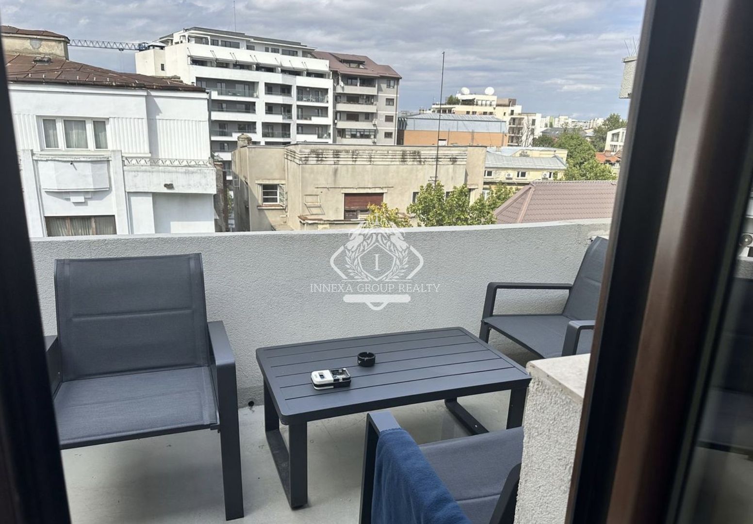 Garsoniera dubla - complet renovata | Dacia | Mobilata si utilata | Terasa, boxa - Poză 2