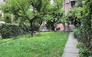 Apartament in vila cu 6 camere si curte proprie de 202 mp - Poză 3