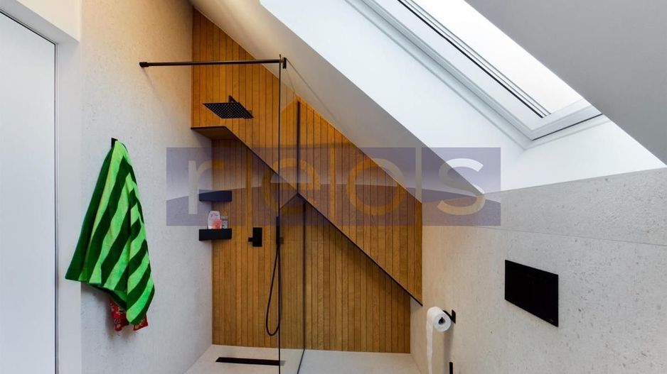 VANZARE CASA PIPERA | 8 DORMITOARE | 310 MP - Poză 11