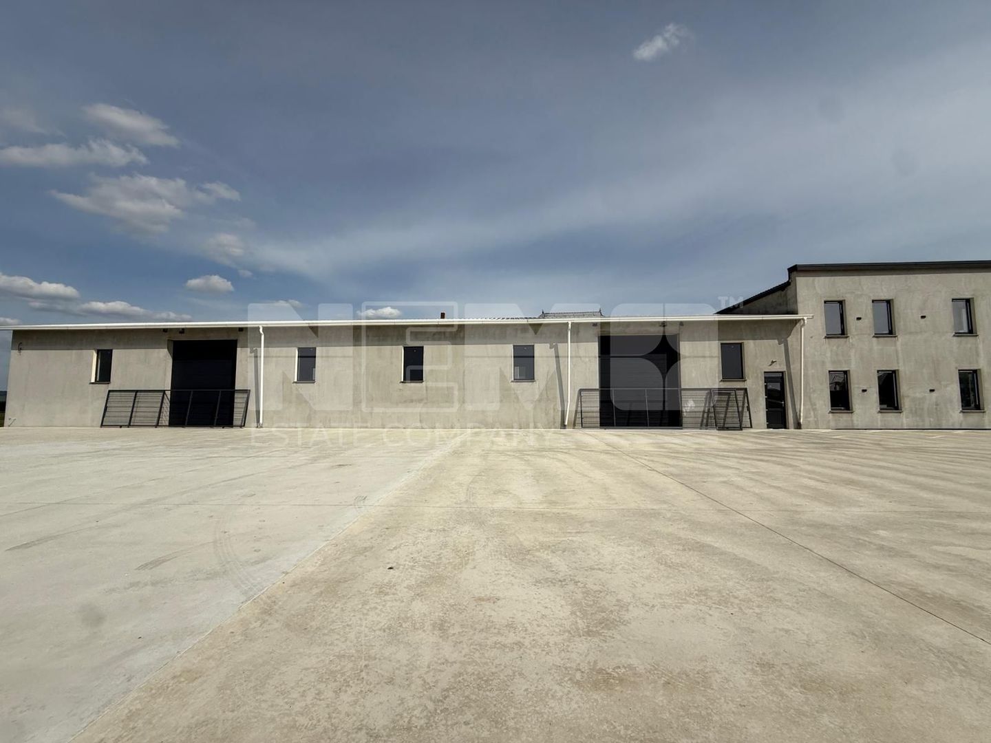 Hala 500 mp|Teren 1,3 ha|Birouri & Apartament| Rădăuți – Badeuti - Poză 5