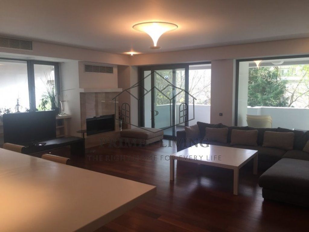 APARTAMENT SPATIOS CU 4 CAMERE LA INCHIRIERE IN ZONA PRIMAVERII - Poză 8