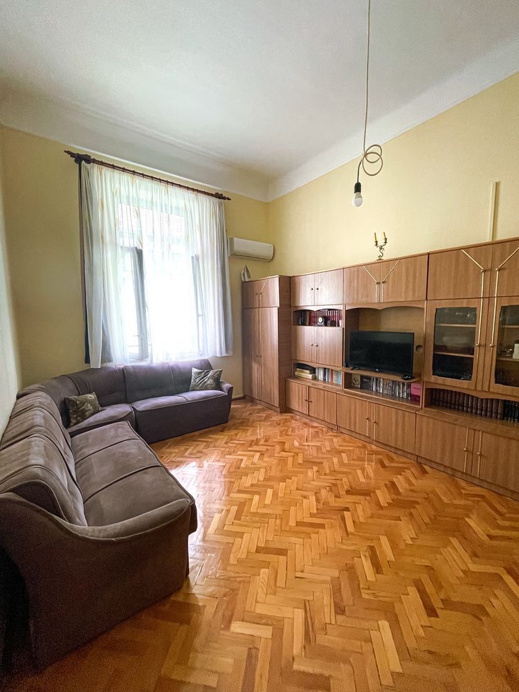 BRASADAS vinde ap 2 cam în Centrul Vechi al oraşului Satu Mare - Poză 4