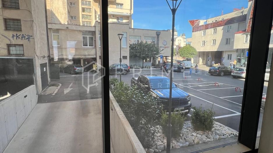 Spațiu comercial premium de închiriat, 200 mp, ultracentral Tg. Mureș - Poză 2
