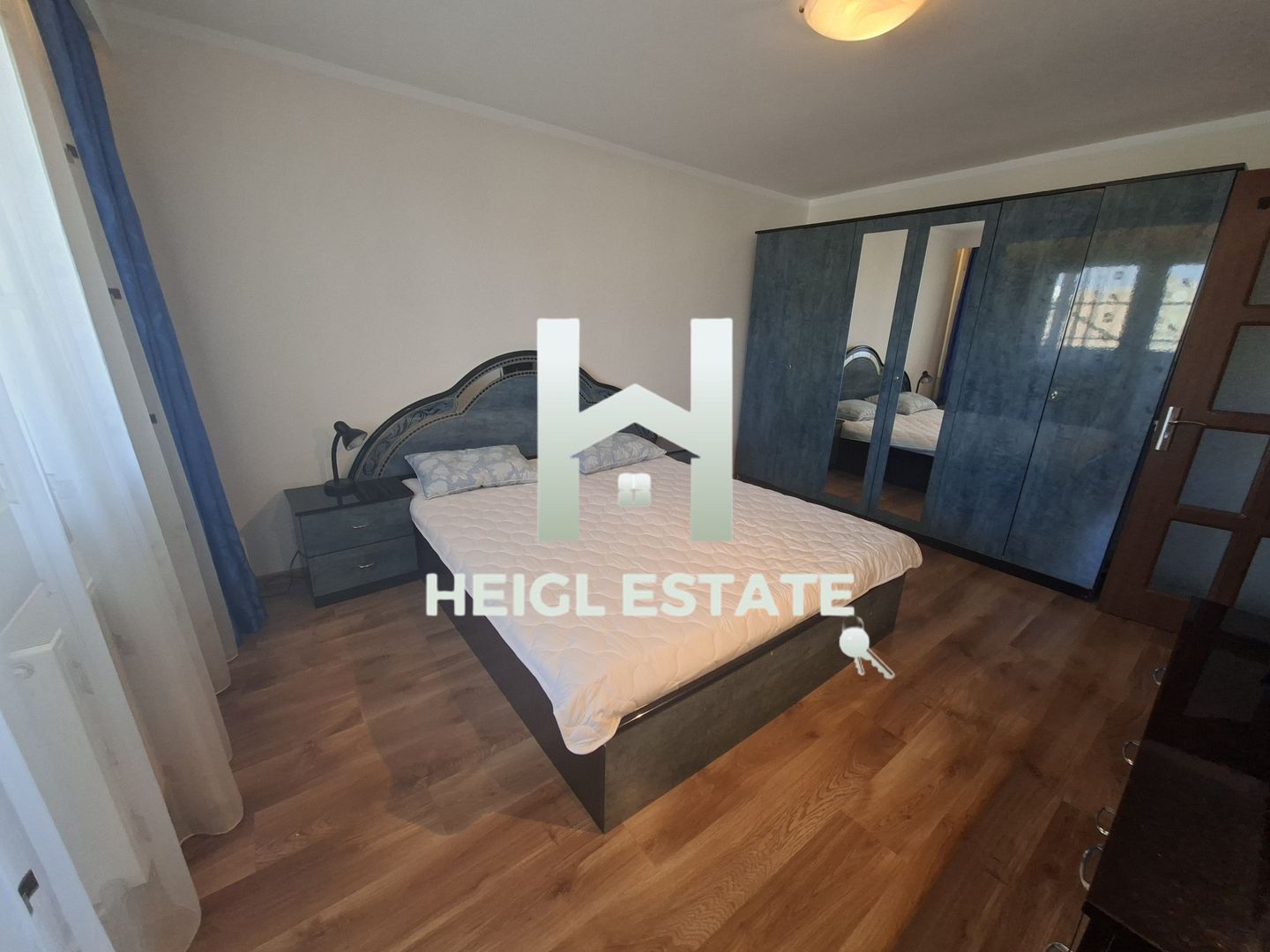 Apartament spațios cu 3 camere in zona Circumvalațiunii - Poză 1
