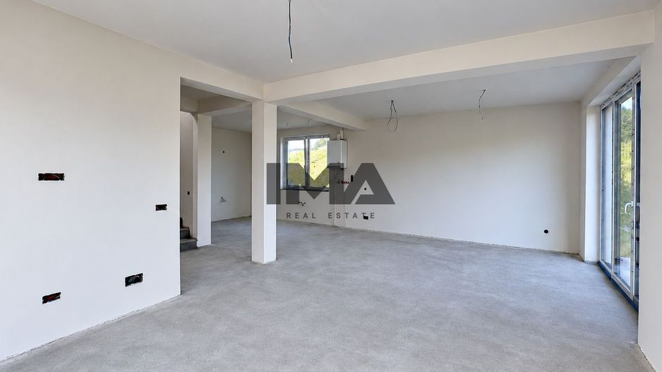 Casă individuală | 112 mp | Teren 400 mp | Parcare acoperită | Chinten - Poză 9