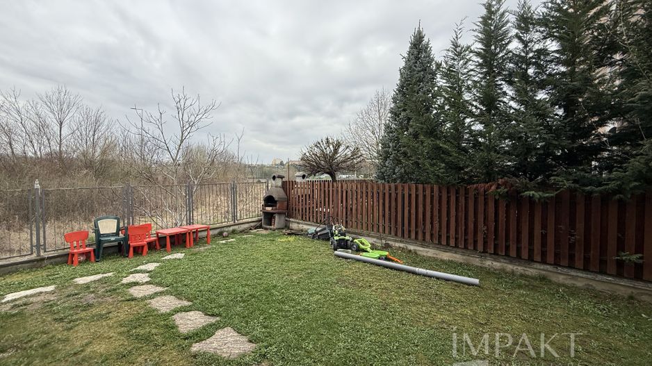 Casa insiruita deosebita cu 5 camere in cartierul Sopor - Poză 23