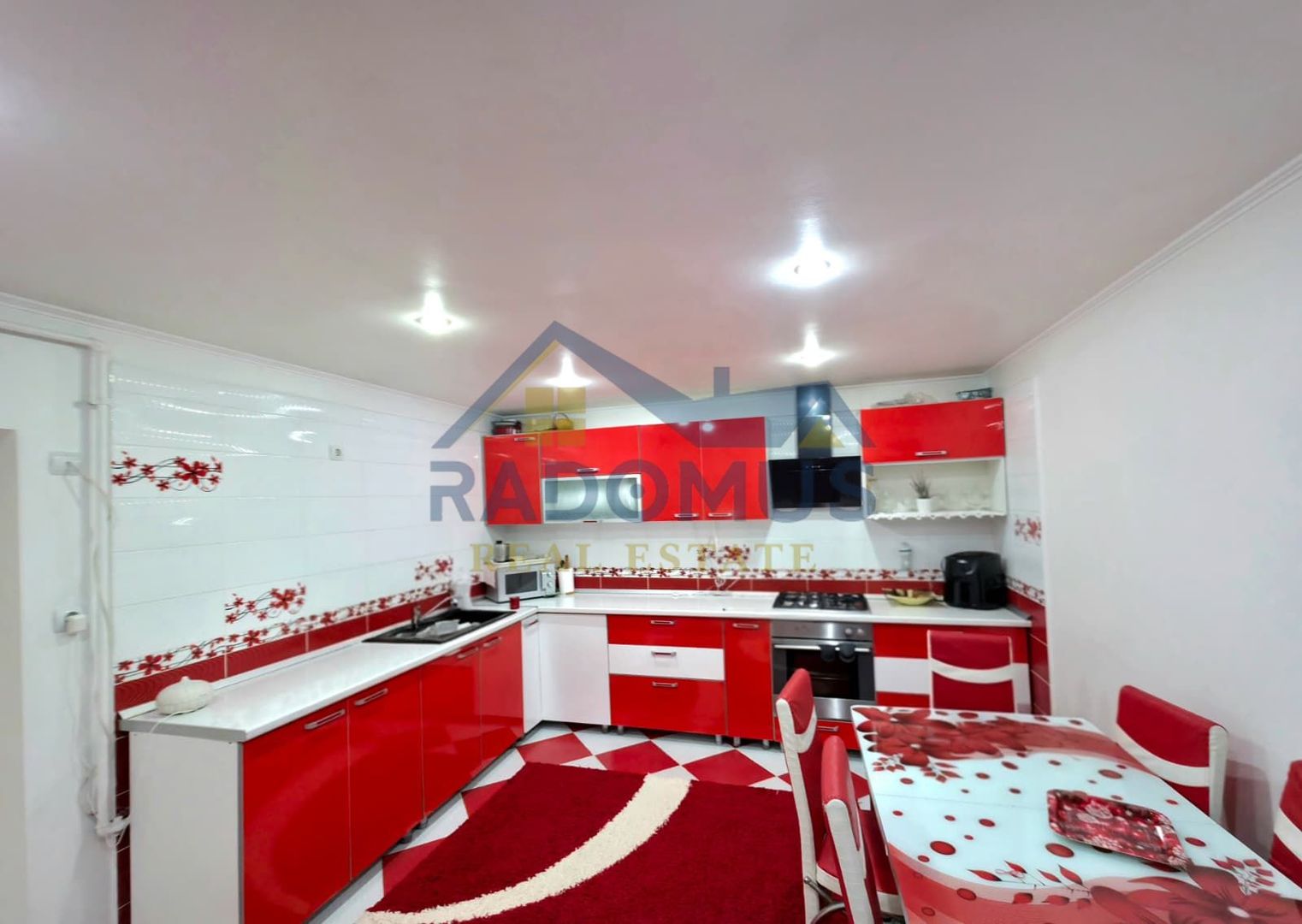 Casă Ploiești – Strada Arborilor nr. 59 - 400 mp Teren - 4 Camere - Poză 4