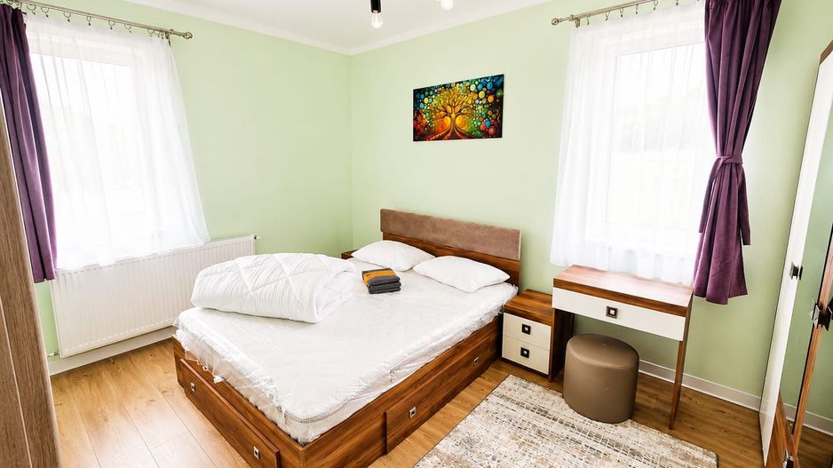 Apartament 2 camere,55mp,1 terasă 100 mp.1 parcare privată - Poză 3
