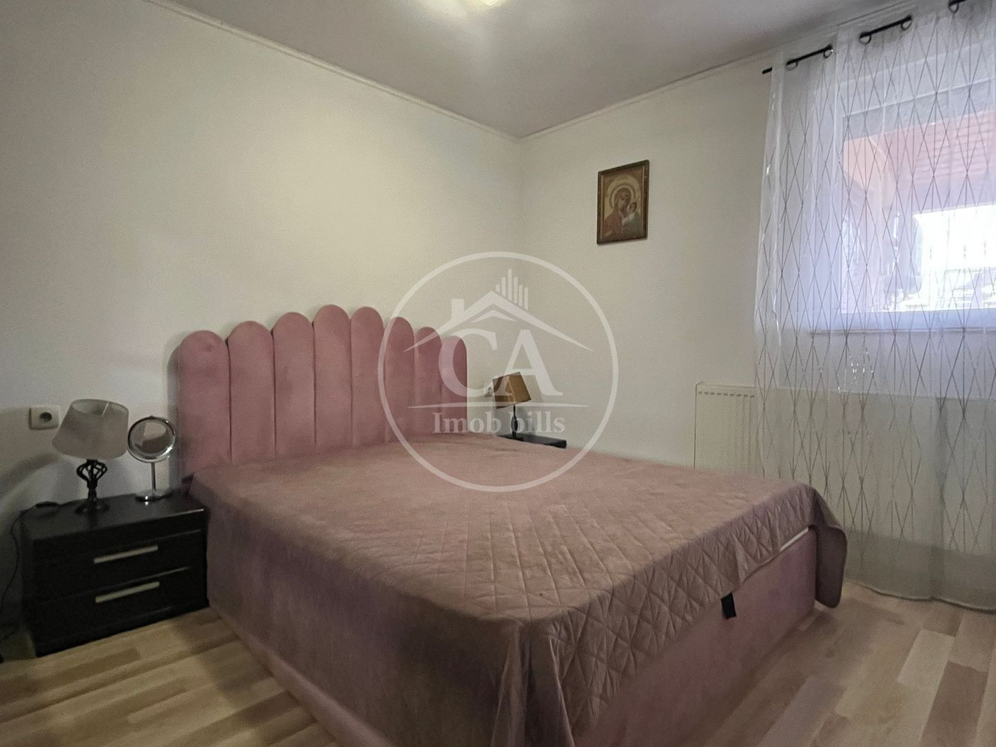 Casă de vânzare tip duplex cu 4 camere în Nojorid, Oradea. - Poză 2