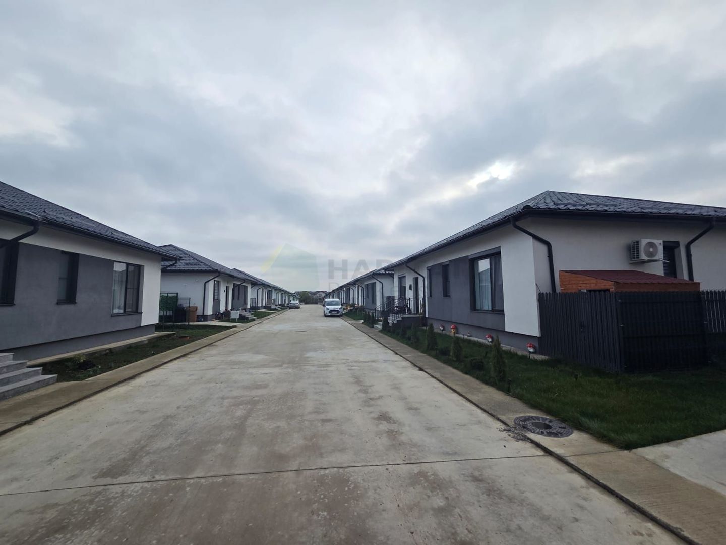 Casă tip 4 – Ivonco Residential, Tunari, Str. Orientului - Poză 2