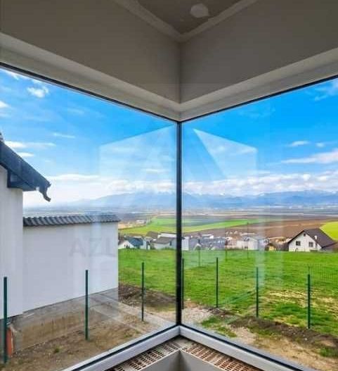 Casă panoramica 210 mp utili D+P+pod pivnita si teren 350 Sura Mare - Poză 5