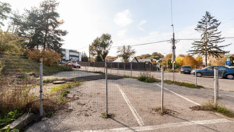 Teren stradal pe colț - Ideal afacere - front stradal mare - Poză 8