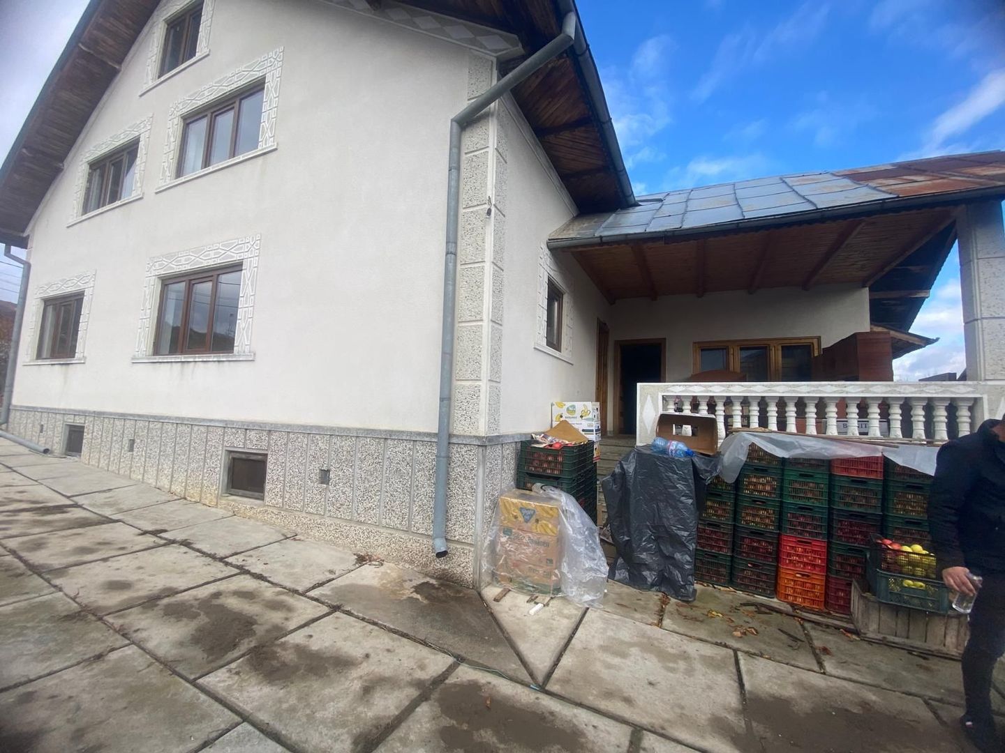 Vanzare casă spațioasă cu teren generos în Cândești Vale–jud Dambovita - Poză 17