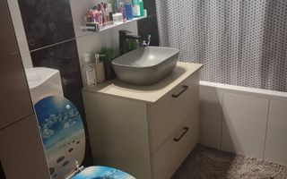 Apartament de vanzare, 2 camere, Plopilor - Poză 5