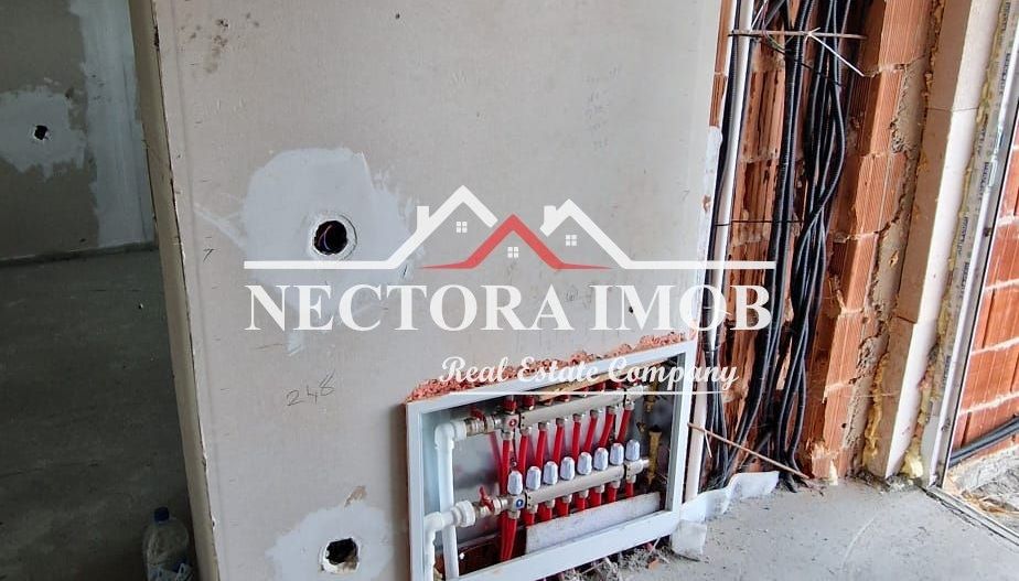 NECTORA IMOB-Casa Osorhei E60 Parter + Etaj, 4 camere, 2 bai, 280 mp - Poză 7