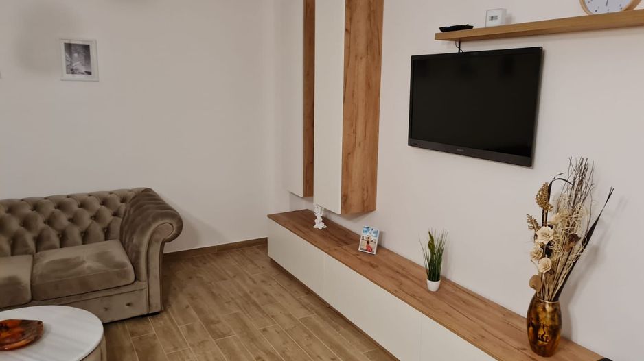 Giroc-Lidl | 2 Camere | Lift | Parcare subterana | - Poză 2