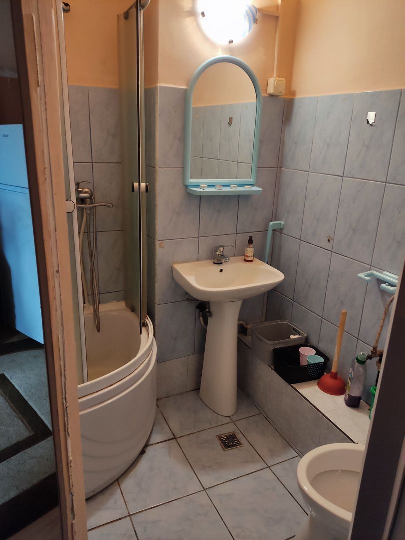 BRASADAS vinde garsoniera 24m la etajul 4/4 B-dul Closca. - Poză 6