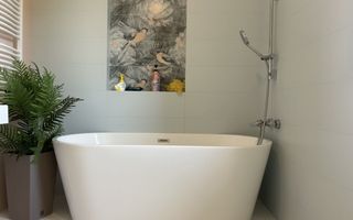 Casă cu 4 camere, în curte, finisaje high-quality - Poză 8